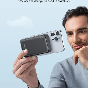 Magnetic Fast Charging Power Bank - Thumbnail Image 6